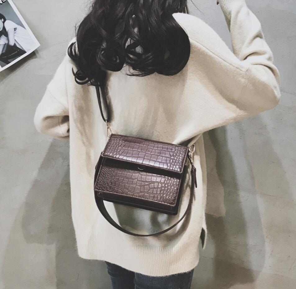 Women-s-Designer-Luxury-Handbag-2020-Fashion-New-High-quality-PU-Leather-Women-Handbags-Crocodile-pattern-2.jpg