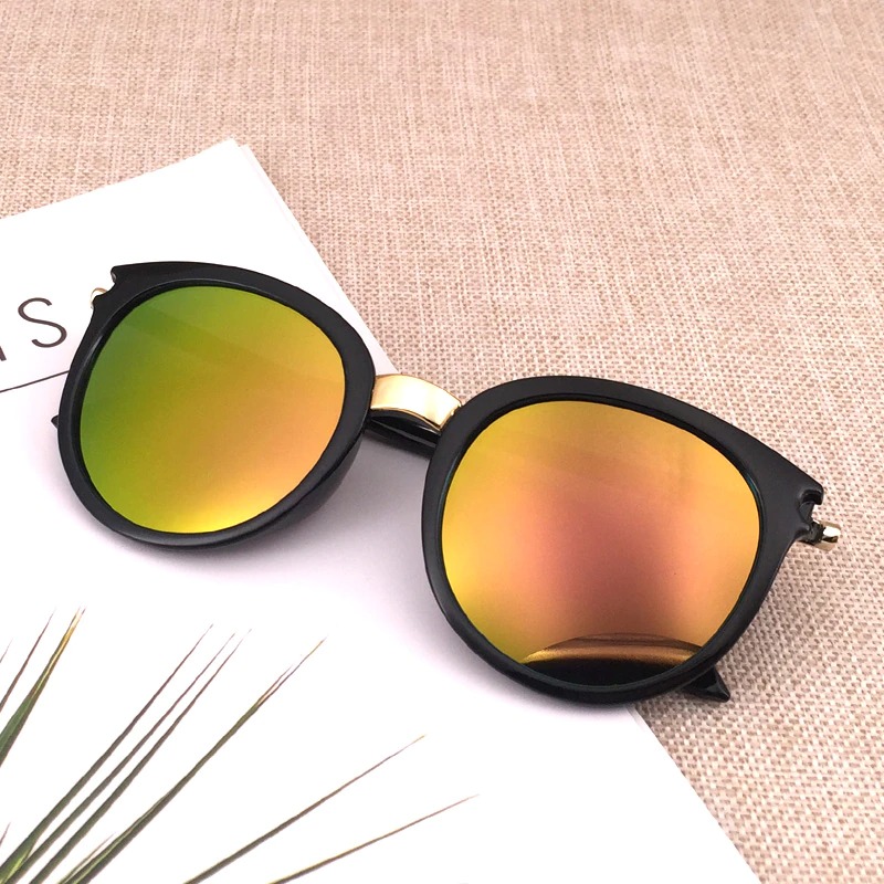 BW Designer Women’s UV Polarized Glasses - Image 2